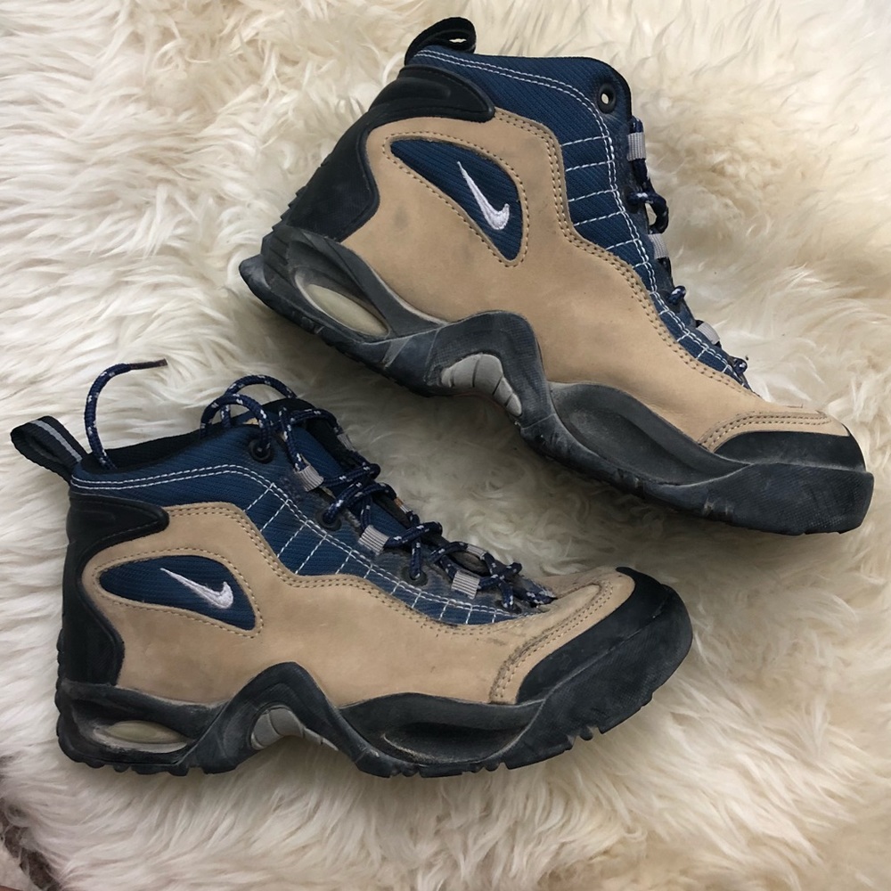 Vintage Nike Air ACG Hiking Boots Women - Picture 1 of 5